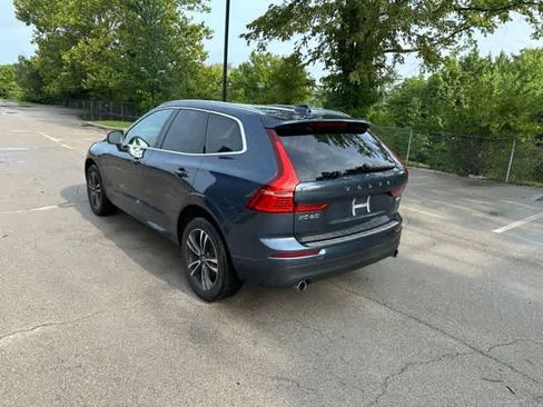 Used 2021 Volvo XC60 T5 Momentum w/ Premium Package AWD/4WD image 16