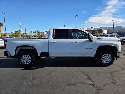 Used 2021 Chevrolet Silverado 2500 LT w/ Z71 Off-Road Package image 7
