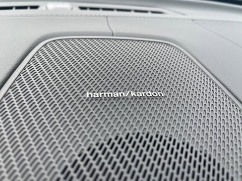 New 2026 Volvo XC60 B5 Ultra w/ Climate Package image 11