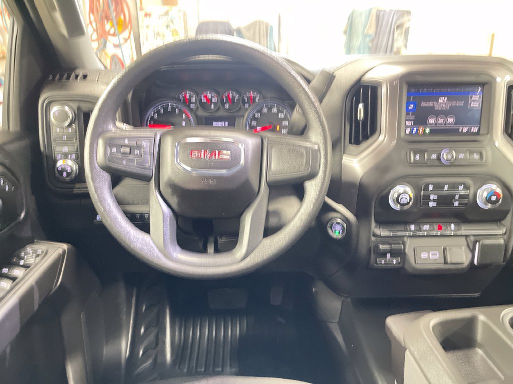 Used 2024 GMC Sierra 2500 Pro w/ Convenience Package AWD/4WD image 25