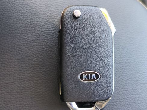 Used 2021 Kia Soul GT-Line FWD image 23