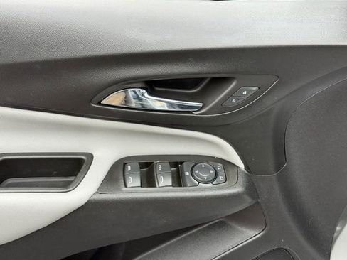 Used 2022 Chevrolet Equinox LS AWD/4WD image 15