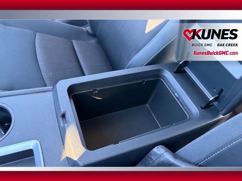 Used 2025 Nissan Altima 2.5 SV FWD image 19