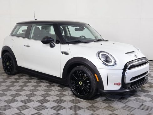 Certified 2024 MINI Cooper SE FWD image 3