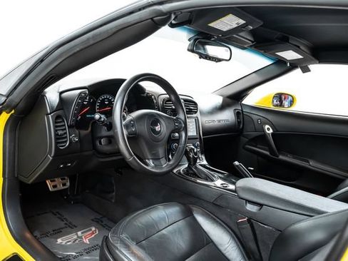 Used 2013 Chevrolet Corvette Coupe w/ 3LT Preferred Equipment Group RWD image 18