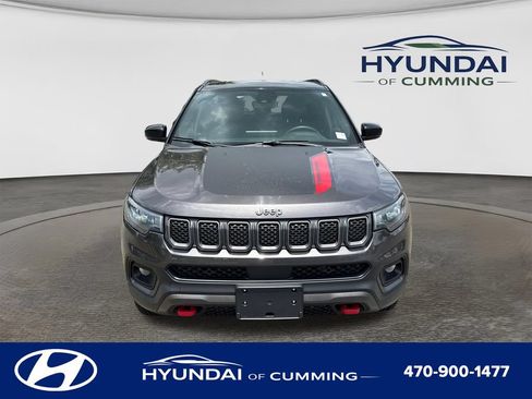 Used 2023 Jeep Compass Trailhawk AWD/4WD image 2