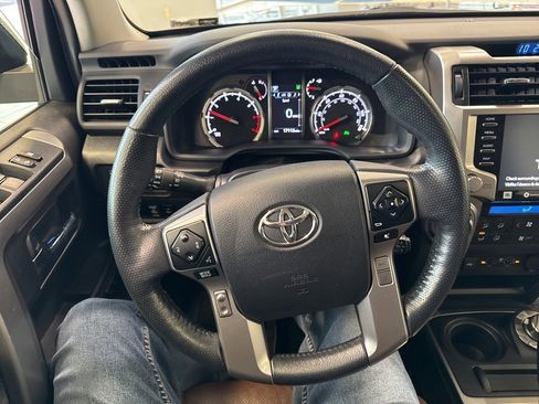 Used 2023 Toyota 4Runner Limited image 24