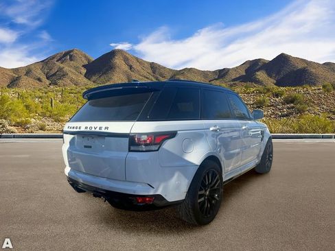 Used 2017 Land Rover Range Rover Sport SVR image 4