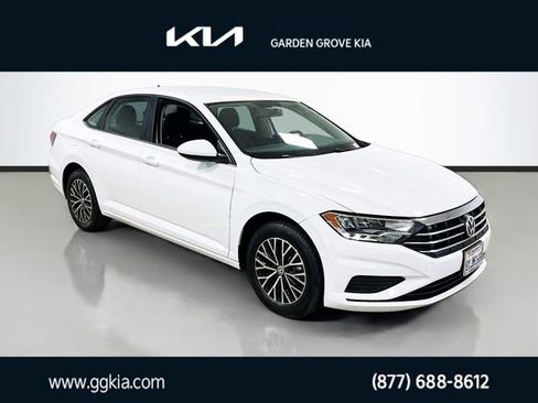 Used 2021 Volkswagen Jetta S w/ Driver Assistance Package image 1