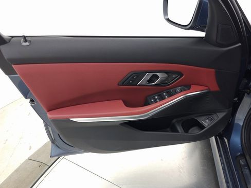 Used 2026 BMW 330i xDrive Sedan w/ Premium Package image 10