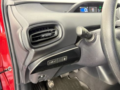Used 2016 Toyota Prius Two FWD image 33