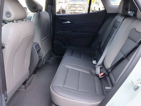 New 2026 Chevrolet Trax ACTIV w/ Sunroof Package FWD image 21