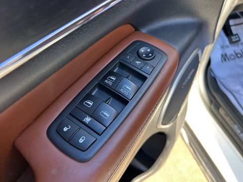 Used 2019 Jeep Grand Cherokee Summit image 21