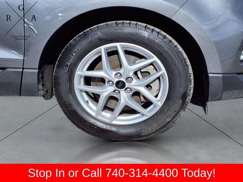 Used 2023 Ford Edge SEL w/ Convenience Package AWD/4WD image 9