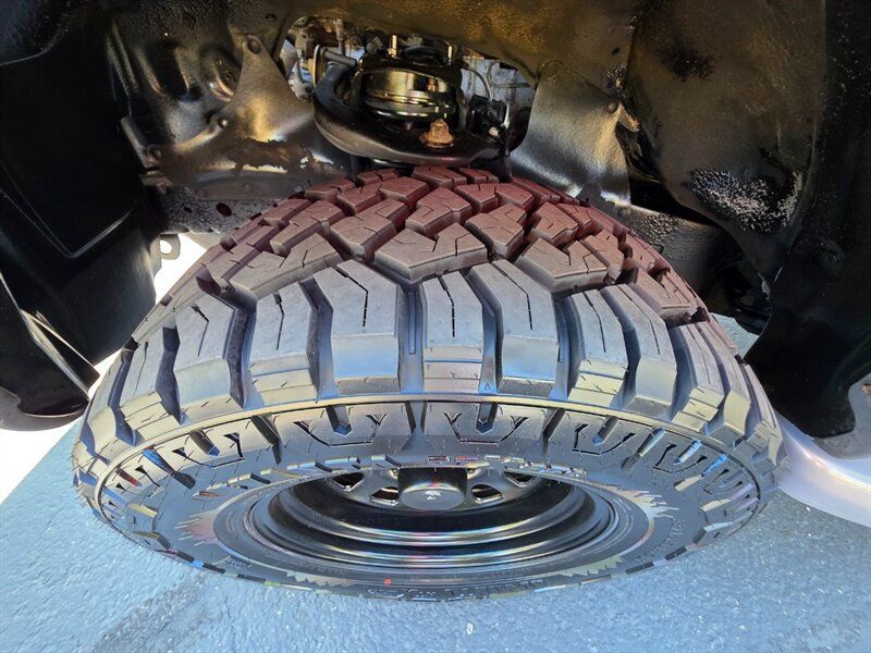 Used 2002 Toyota Sequoia Limited AWD/4WD image 23