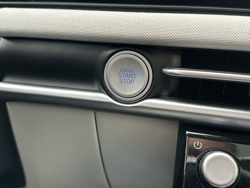 Used 2025 Hyundai Tucson Limited image 17