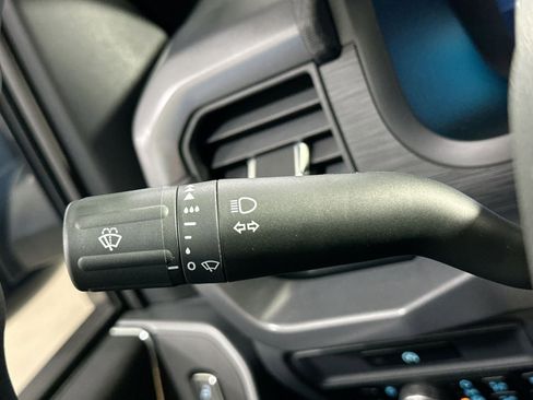 Used 2025 Ford F150 XLT w/ Equipment Group 302A MID image 30