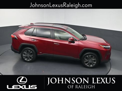 Used 2024 Toyota RAV4 Limited w/ Advanced Technology Package AWD/4WD image 28