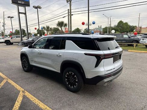New 2026 Chevrolet Traverse Z71 w/ Enhanced Driving Package AWD/4WD image 5