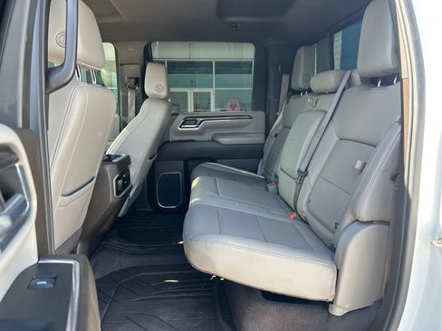 Used 2024 Chevrolet Silverado 3500 LTZ w/ LTZ Plus Package AWD/4WD image 10