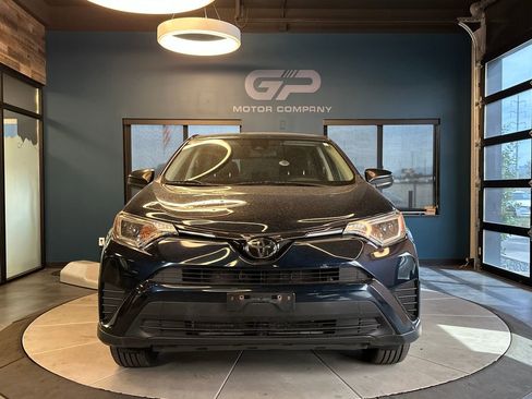 Used 2018 Toyota RAV4 LE w/ All Weather Liner Package AWD/4WD image 8