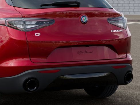 New 2026 Alfa Romeo Stelvio Sprint image 13