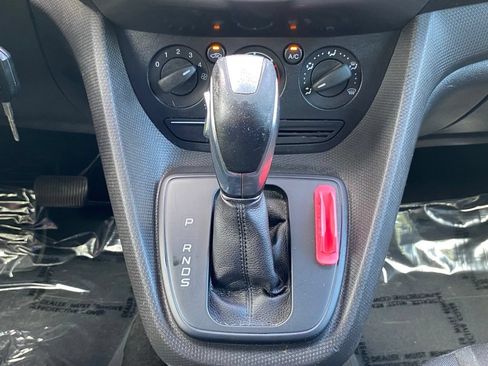 Used 2018 Ford Transit Connect XLT FWD image 22