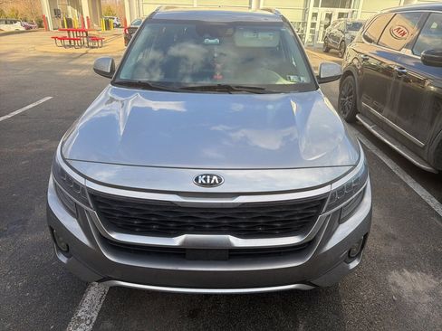 Certified 2021 Kia Seltos SX image 2