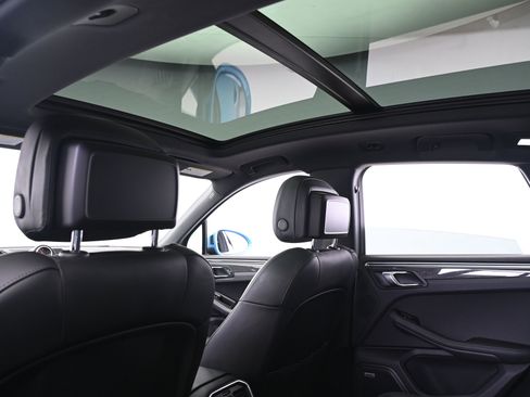 Used 2021 Porsche Macan GTS image 25