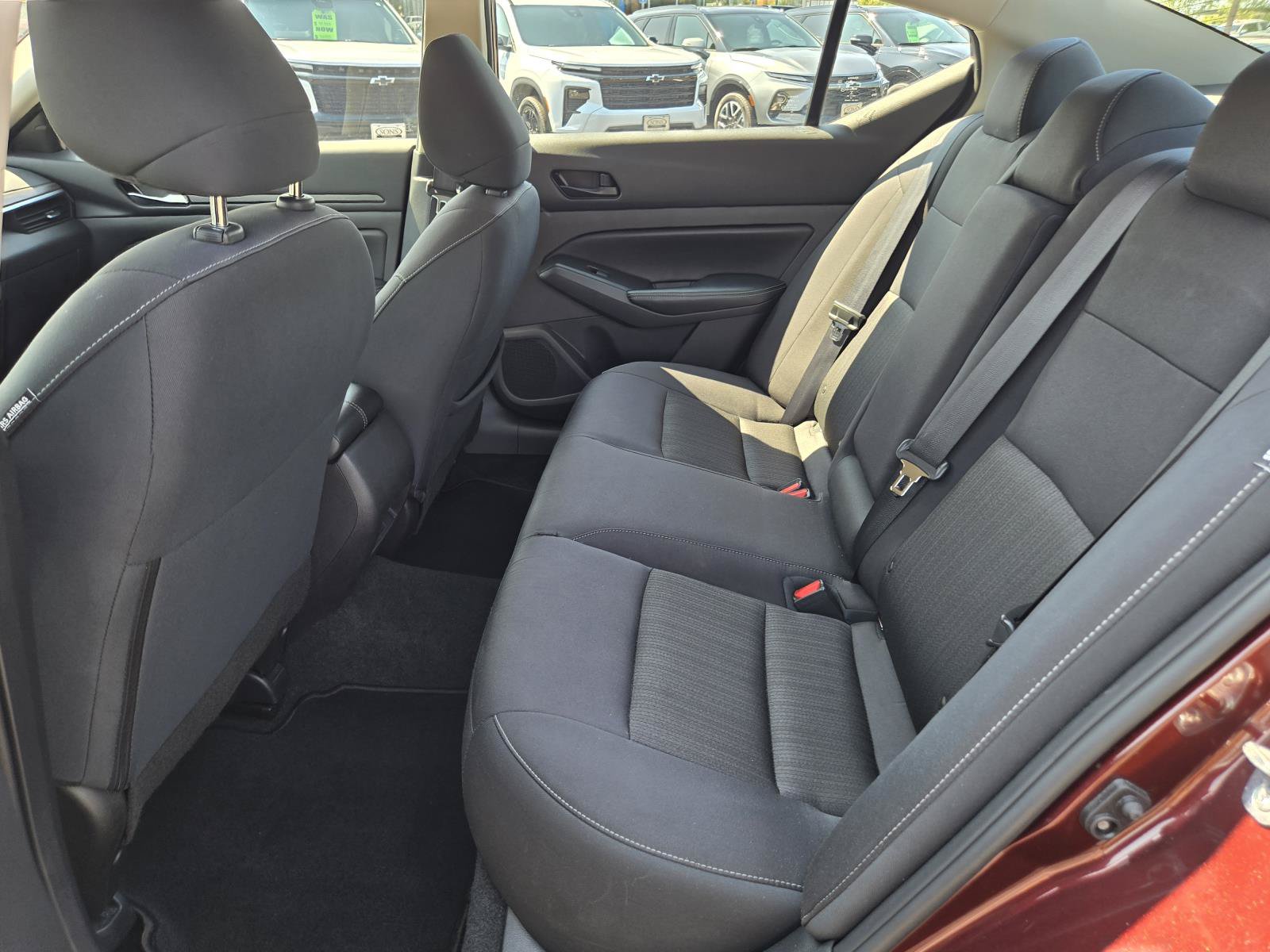 Used 2025 Nissan Altima 2.5 SV FWD image 18