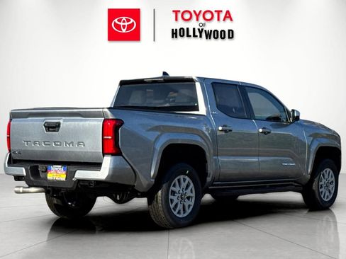 New 2026 Toyota Tacoma SR5 image 4