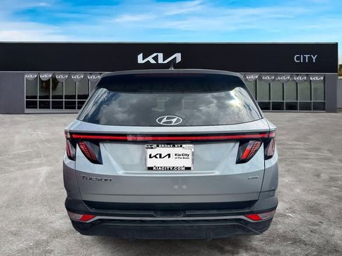 Used 2023 Hyundai Tucson SEL w/ Convenience Package image 4