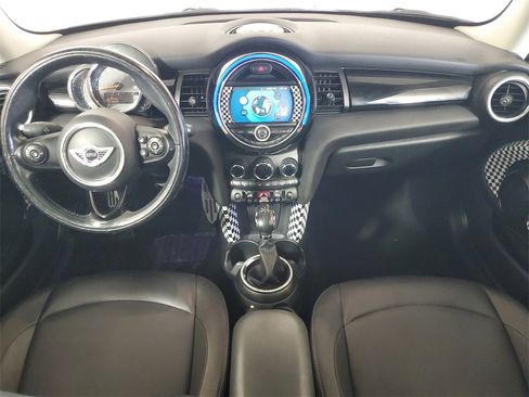 Used 2019 MINI Cooper 2-Door Hardtop image 13