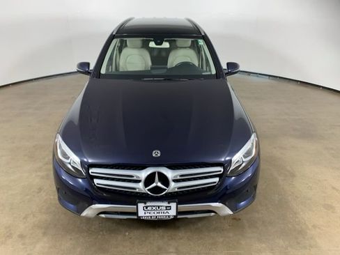 Used 2019 Mercedes-Benz GLC 300 4MATIC image 4