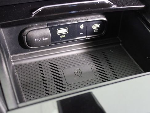 Used 2023 Kia Sportage EX image 17