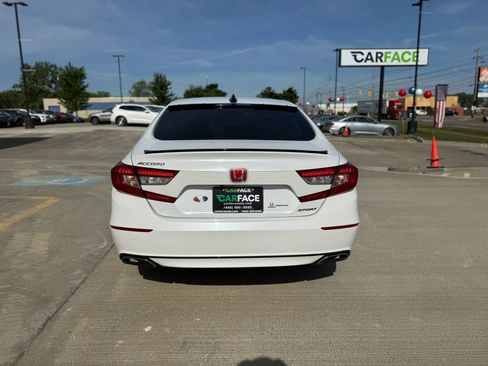 Used 2021 Honda Accord Sport image 10