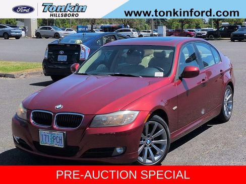 Used 2011 BMW 328i Sedan RWD image 1
