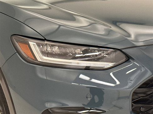 Certified 2026 Honda HR-V EX-L image 5