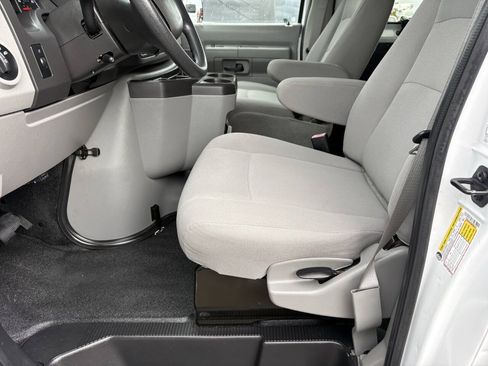 Used 2014 Ford E-350 and Econoline 350 XL w/ Power Windows & Locks Group RWD image 24