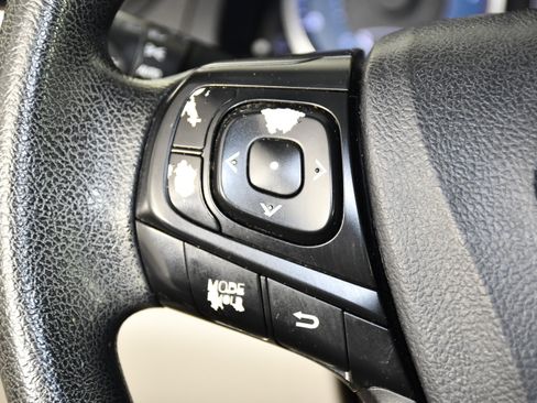 Used 2016 Toyota Camry LE FWD image 20
