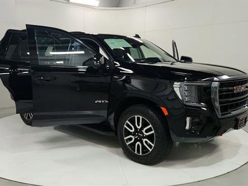 Used 2024 GMC Yukon AT4 w/ Technology Package image 29