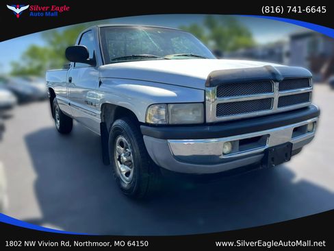 Used 2001 Dodge Ram 1500 Truck 2WD Regular Cab image 3