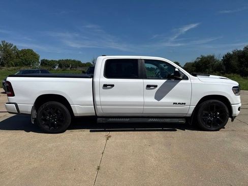 Used 2023 RAM 1500 Laramie AWD/4WD image 12