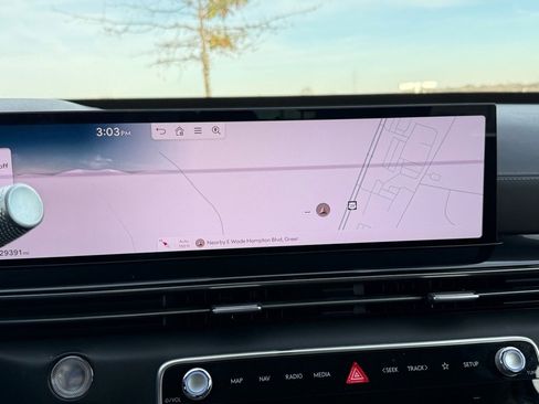 Used 2025 Genesis GV80 2.5T Standard image 18