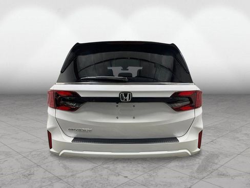 New 2026 Honda Odyssey EX-L image 4