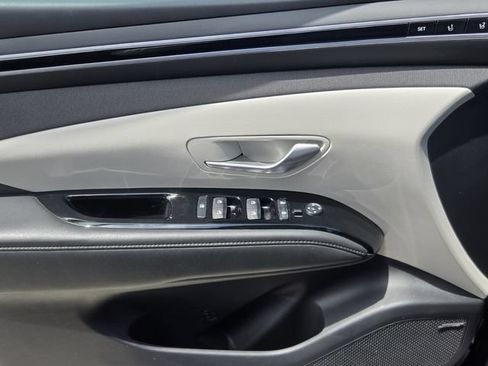 Used 2022 Hyundai Tucson Limited AWD/4WD image 25