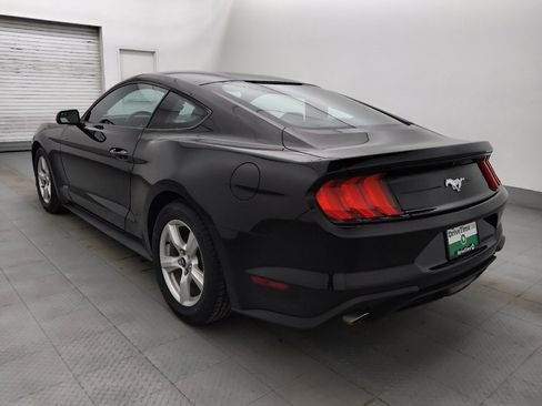Used 2018 Ford Mustang Coupe image 5