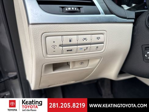 Used 2018 Genesis G80 5.0 Ultimate image 12