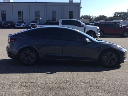 Used 2023 Tesla Model 3 Standard Range image 5