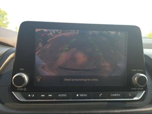 Used 2021 Nissan Rogue SV AWD/4WD image 29